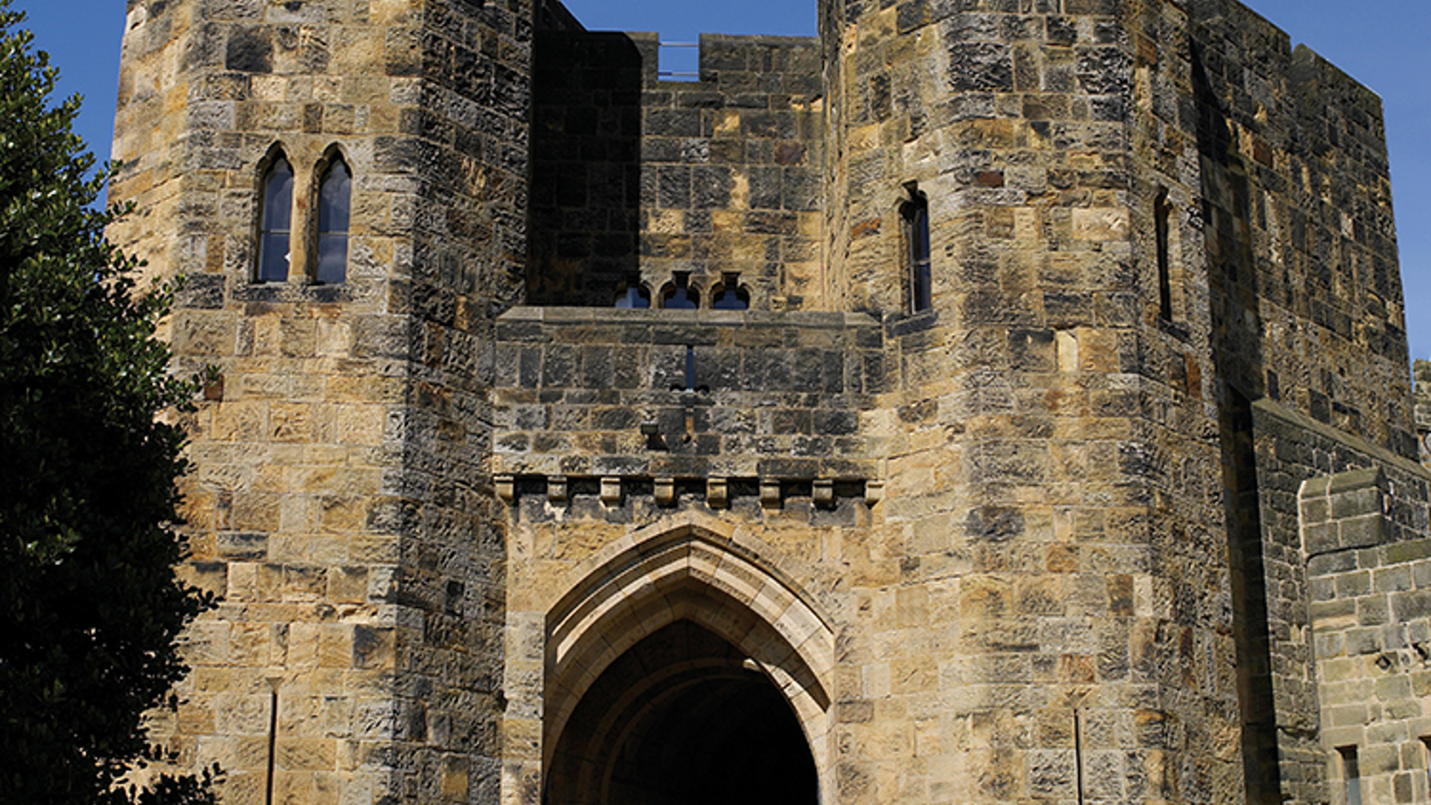 Lion Arch Sunny 72Dpi, 750 X 999