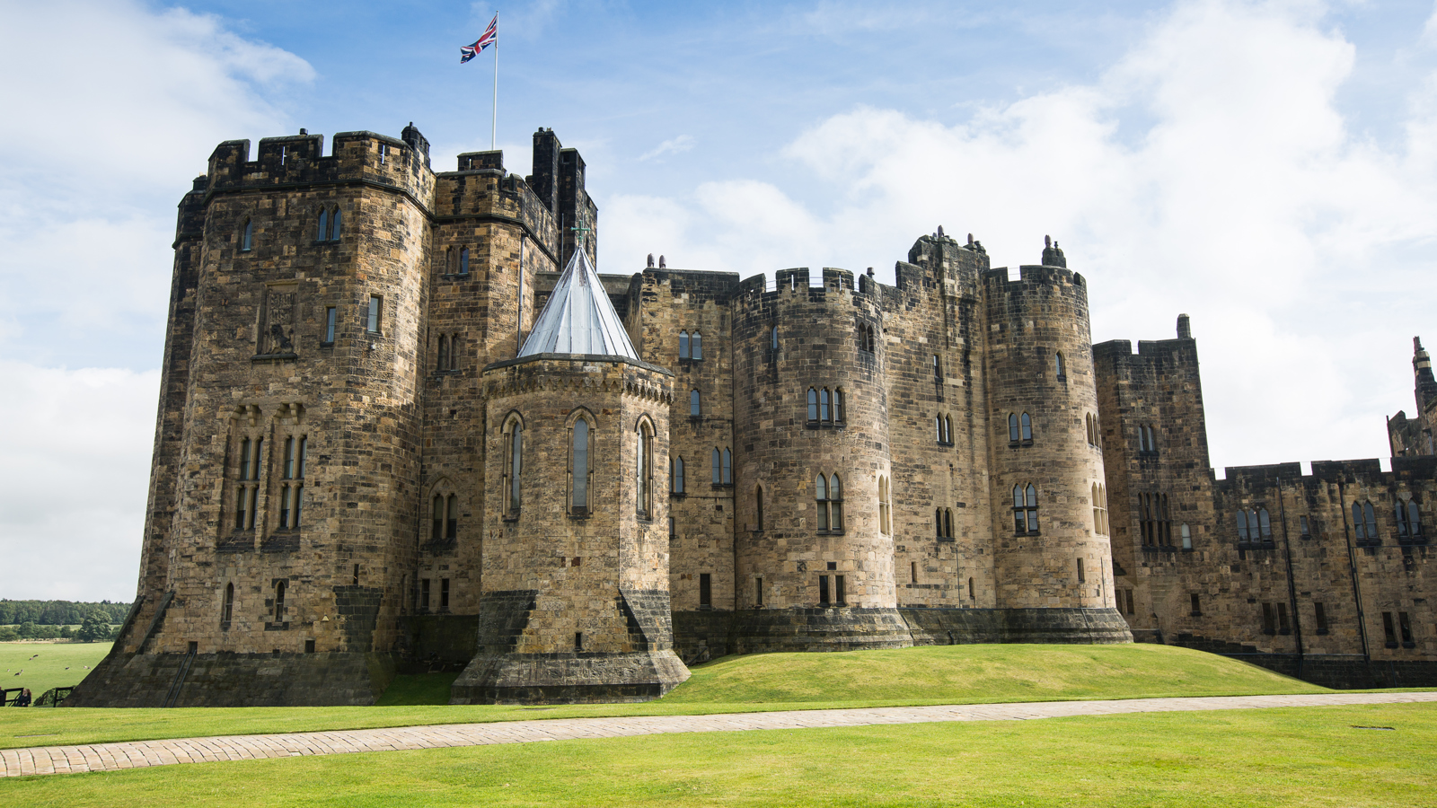 Alnwick Castle View From Outer Bailey